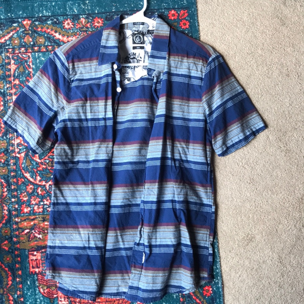 Volcom Button Down